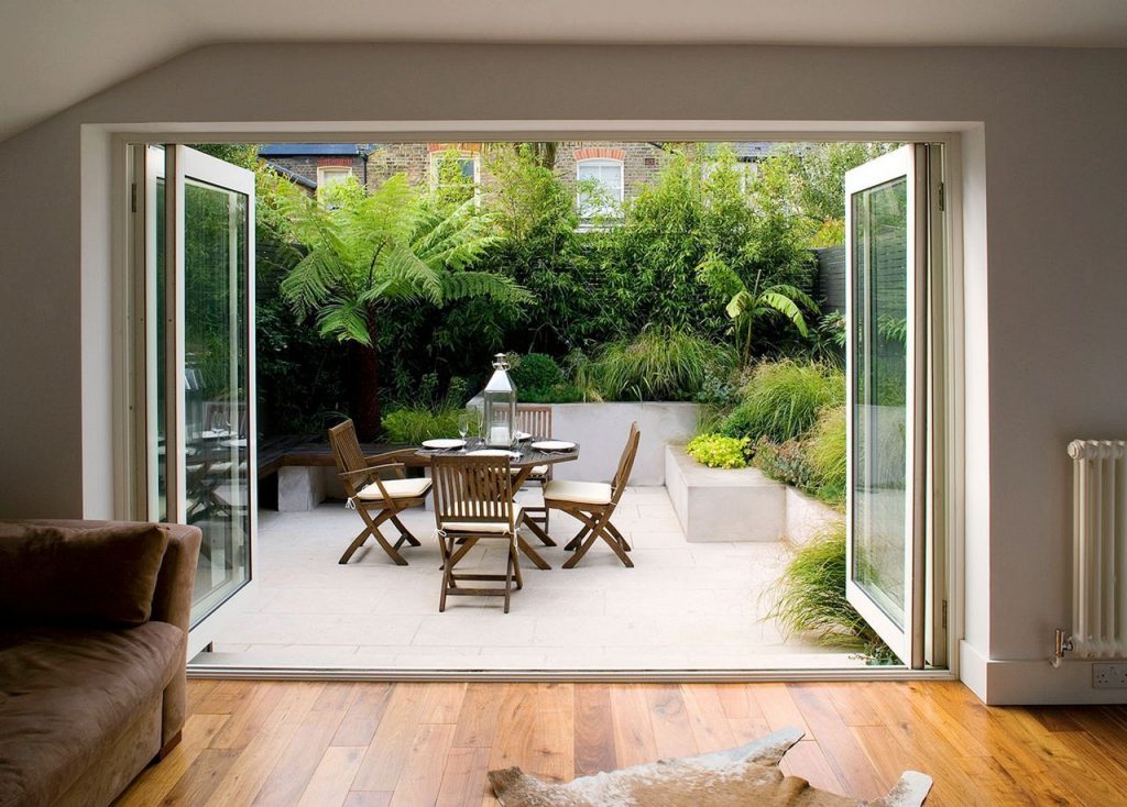 teras minimalis modern penghijauan