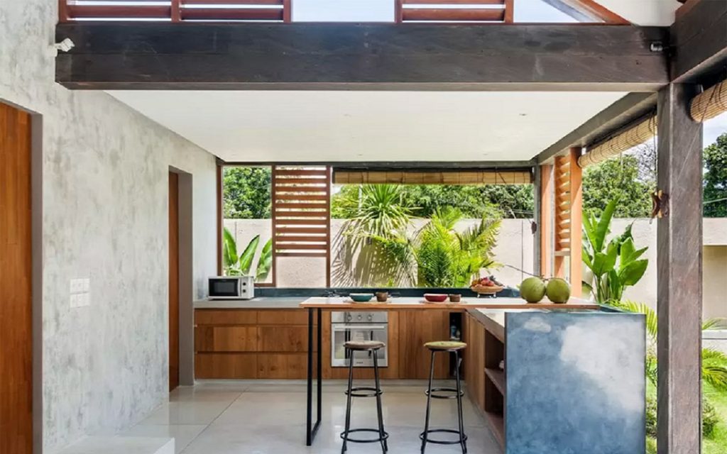 dapur dan taman belakang rumah minimalis