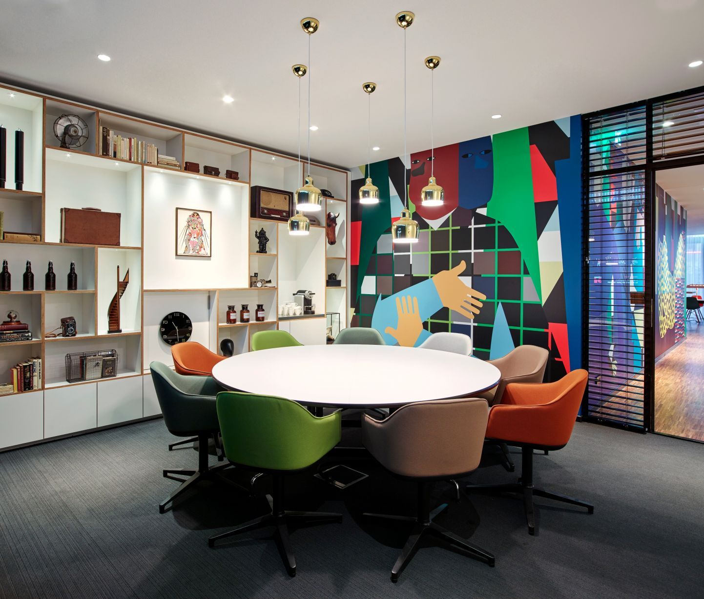 10 desain meja rapat untuk kantor/startup modern | blog qhomemart