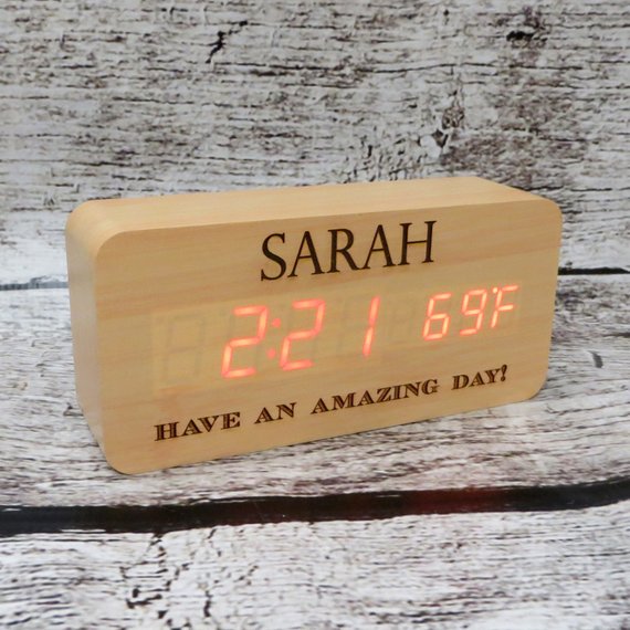 Jam Digital Casing Kayu