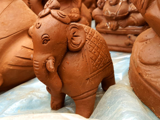 Patung gajah kecil