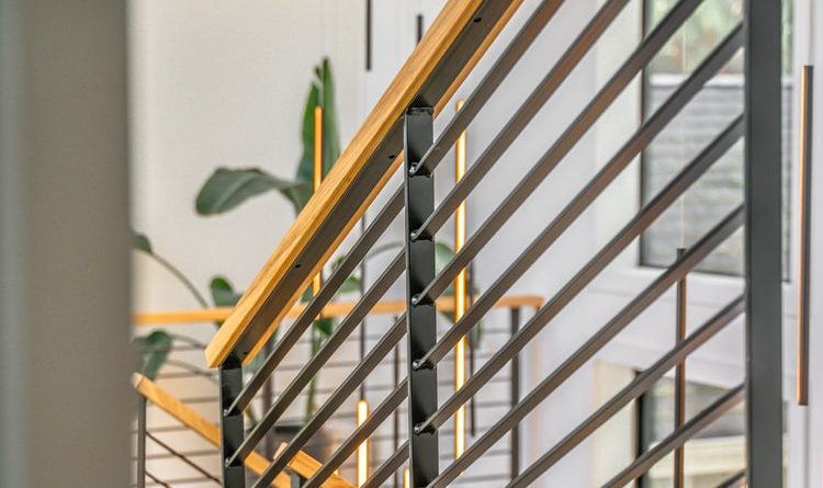 railing tangga