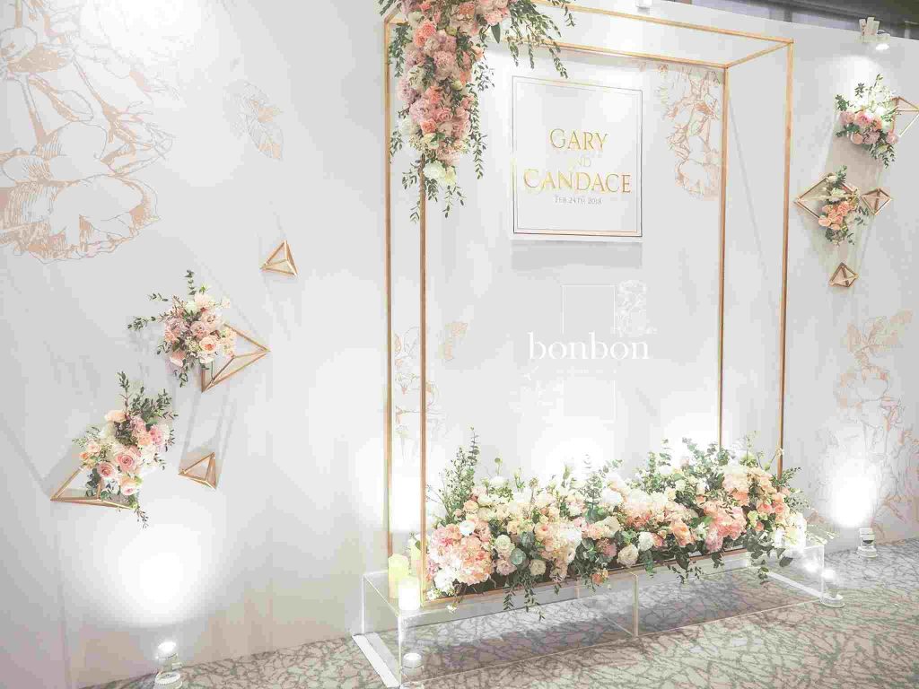 modern photo booth pernikahan