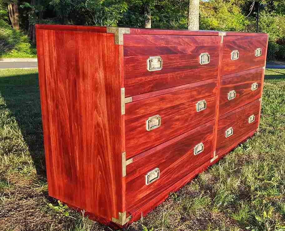 warna cat kayu merlot