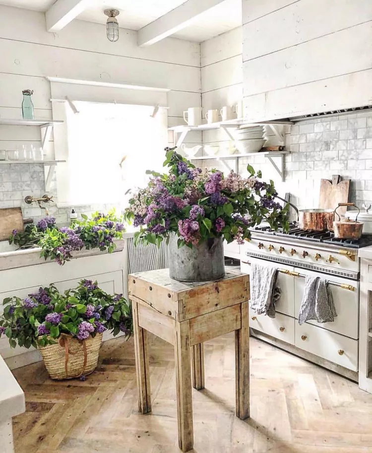 dapur dengan bunga