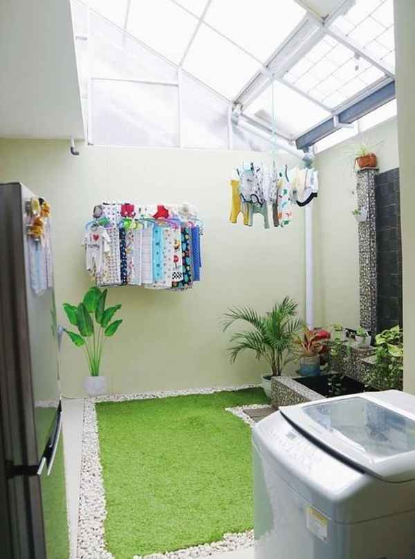 Dak jemuran memakai rumput artificial