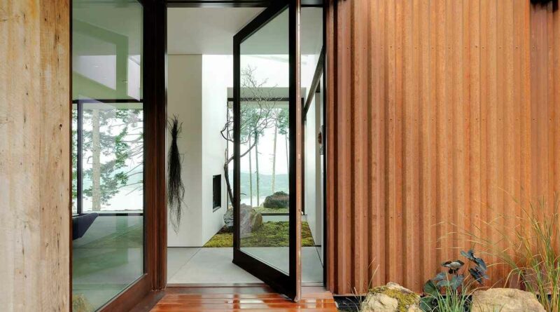 pintu pivot