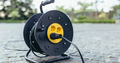 harga kabel listrik per roll