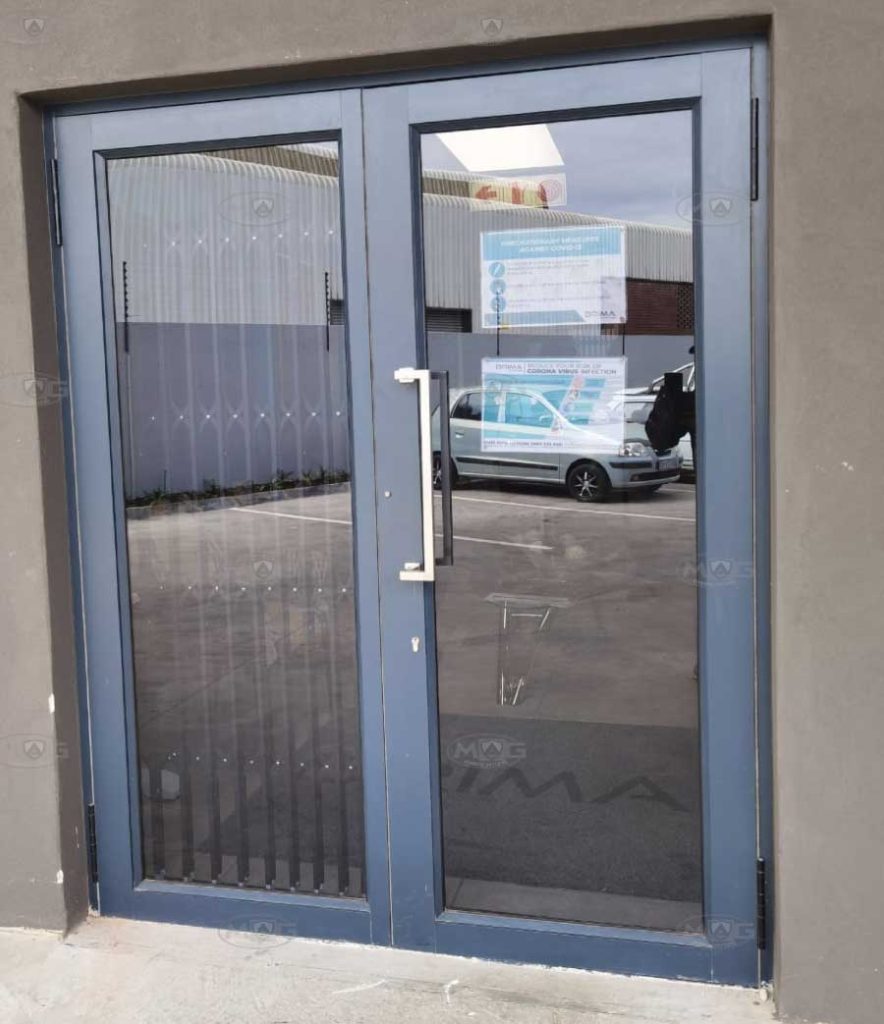 pintu aluminium 2 pintu finishing matte